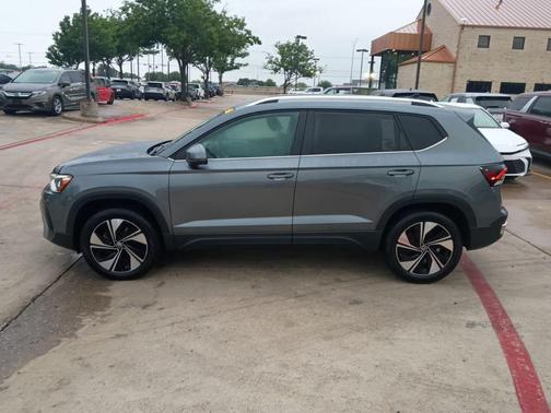 Gray 2025 Volkswagen Taos 1.5T SE