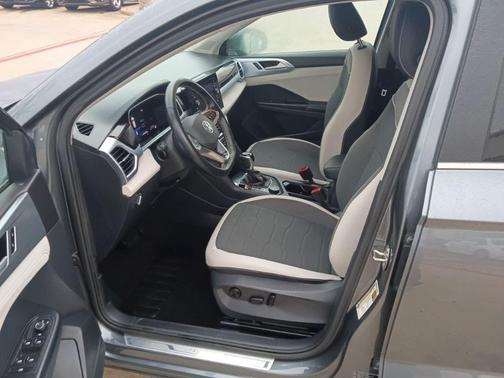 Gray 2025 Volkswagen Taos 1.5T SE