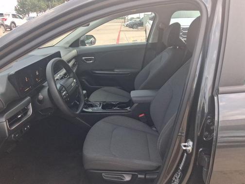 Interstellar Gray 2025 Kia K4 LXS