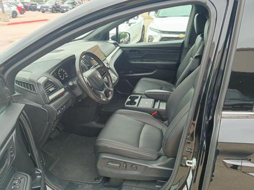 Crystal Black Pearl 2025 Honda Odyssey Sport-L
