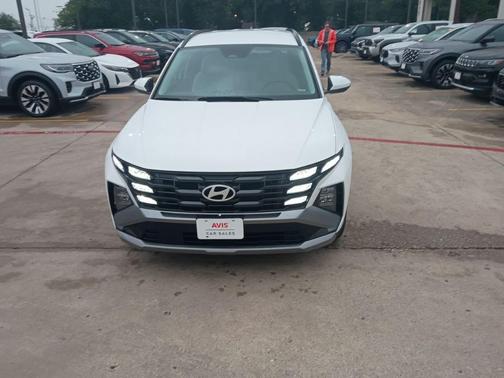 White Pearl 2025 Hyundai TUCSON SEL