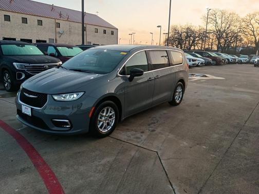 2025 Chrysler Pacifica L