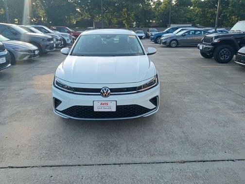Pure White 2025 Volkswagen Jetta 1.5T S