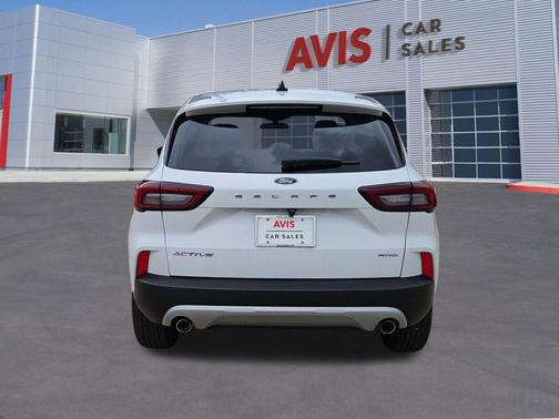 Oxford White 2025 Ford Escape Active