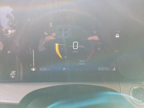 Mosaic Black Metallic 2025 Chevrolet Trax LT