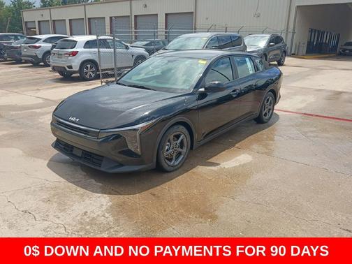 Aurora Black Pearl 2025 Kia K4 LXS
