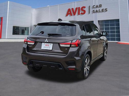 Mercury Gray Metallic 2025 Mitsubishi Outlander Sport SE