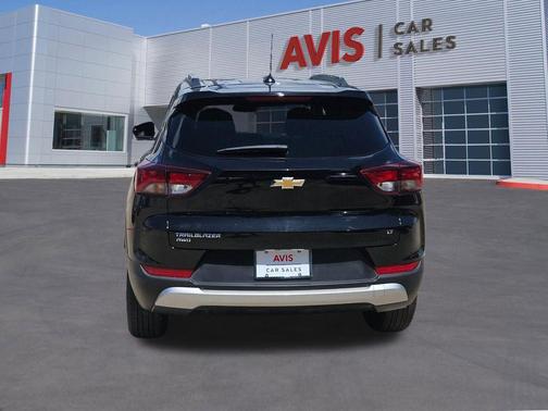 Black Metallic 2025 Chevrolet Trailblazer LT