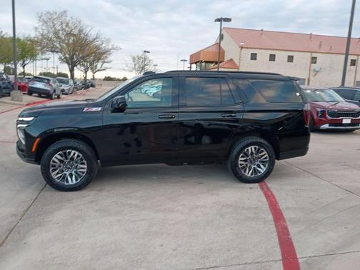 2025 Chevrolet Tahoe 4WD Z71