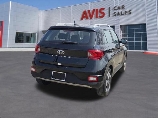 2025 Hyundai VENUE SEL