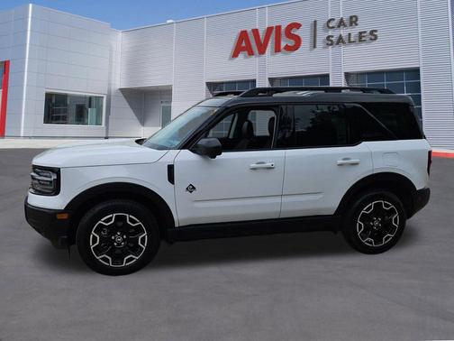 Oxford White 2025 Ford Bronco Sport Outer Banks