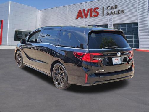 Crystal Black Pearl 2025 Honda Odyssey Sport-L