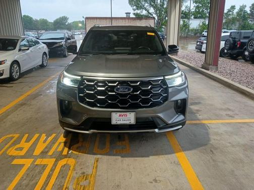 Carbonized Gray Metallic 2025 Ford Explorer Platinum