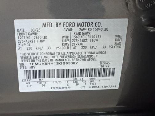 Carbonized Gray Metallic 2025 Ford Explorer Platinum