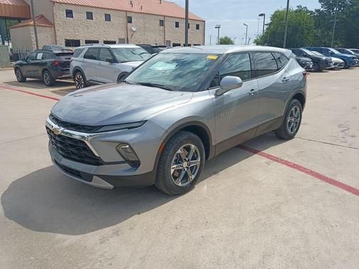 Sterling Gray Metallic 2025 Chevrolet Blazer 2LT