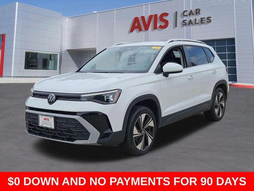 Pure White 2025 Volkswagen Taos 1.5T SE