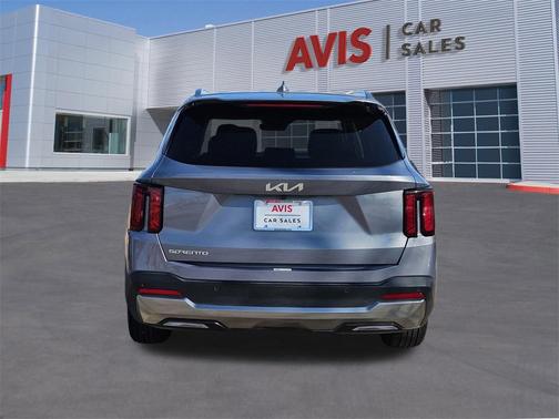 2024 Kia Sorento S