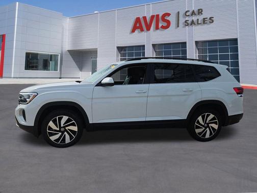 2025 Volkswagen Atlas 2.0T SE w/Technology