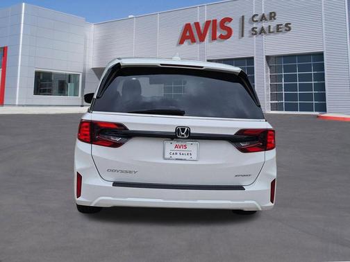 Platinum White Pearl 2025 Honda Odyssey Sport-L