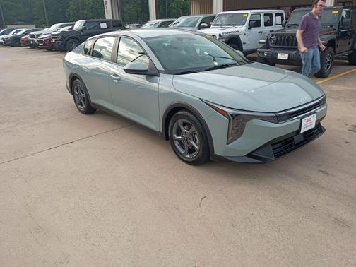 Light Green 2025 Kia K4 LXS