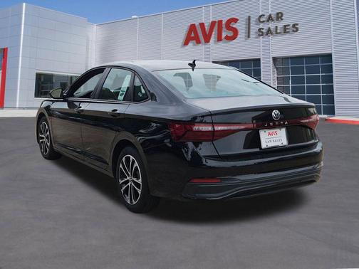 Deep Black Pearl 2025 Volkswagen Jetta 1.5T Sport