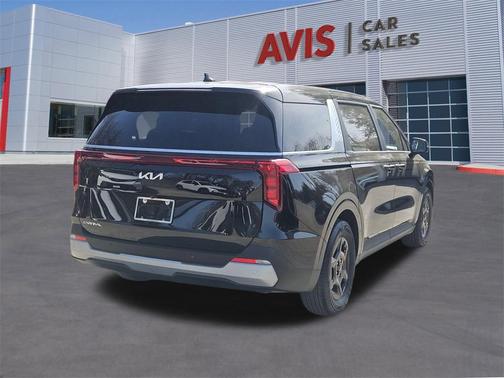 2025 Kia Carnival LXS