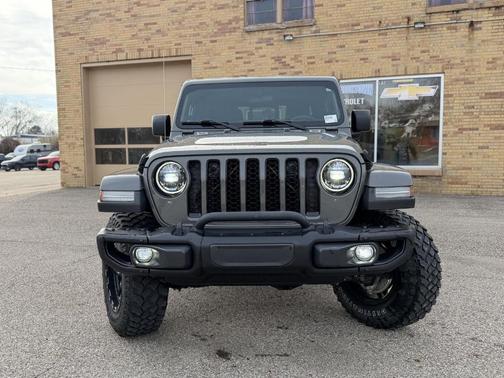 2023 Jeep Gladiator Sport