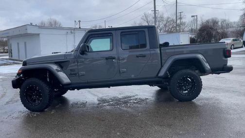 2023 Jeep Gladiator Sport