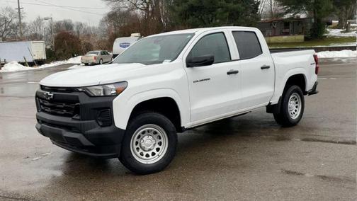 2024 Chevrolet Colorado WT