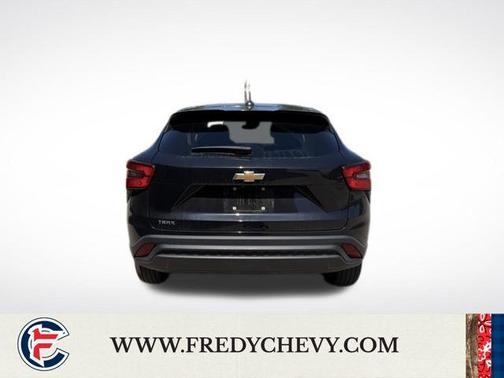 Mosaic Black Metallic 2024 Chevrolet Trax LS