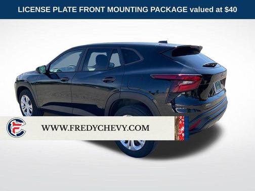 Mosaic Black Metallic 2024 Chevrolet Trax LS
