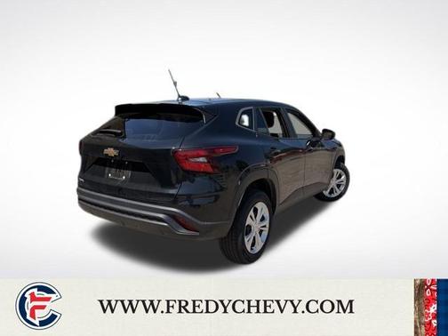 Mosaic Black Metallic 2024 Chevrolet Trax LS