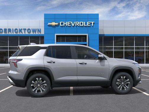 Sterling Gray Metallic 2027 Chevrolet Equinox LT