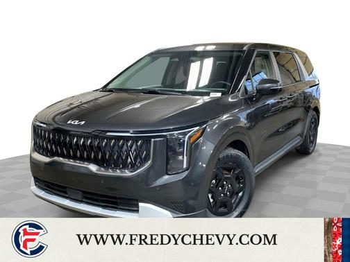 2025 Kia Carnival LXS