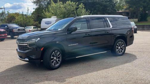 2021 Chevrolet Suburban LT