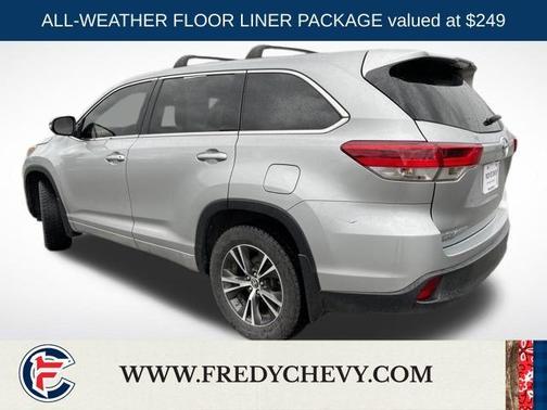2017 Toyota Highlander LE