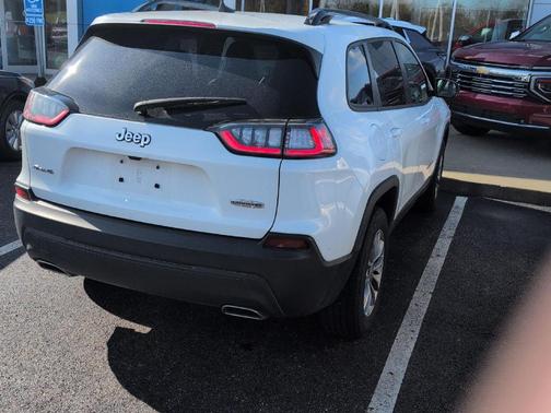 2022 Jeep Cherokee Latitude Lux