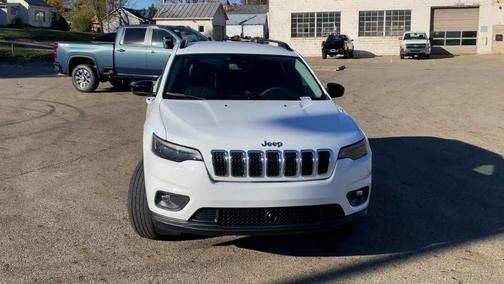 2022 Jeep Cherokee Latitude Lux