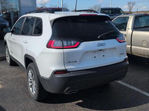 2022 Jeep Cherokee Latitude Lux
