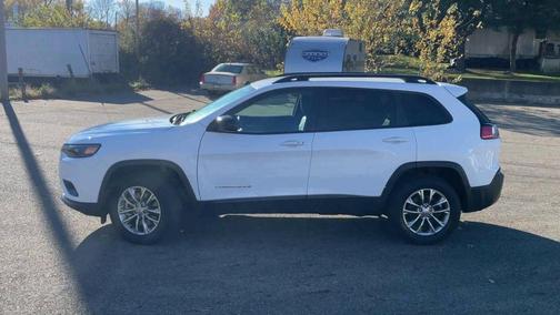 2022 Jeep Cherokee Latitude Lux