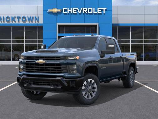 2026 Chevrolet Silverado 2500 Custom