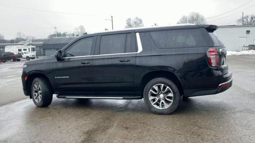 2022 Chevrolet Suburban LT