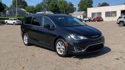 2018 Chrysler Pacifica Touring Plus