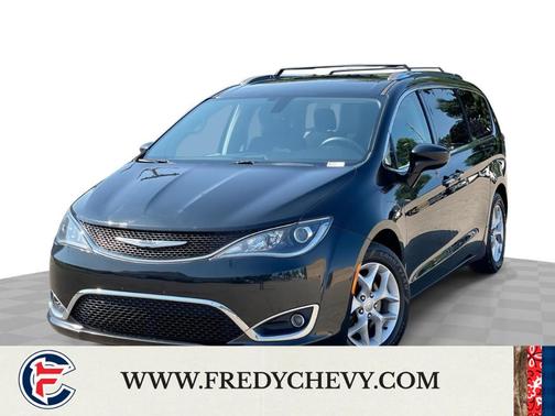 2018 Chrysler Pacifica Touring Plus