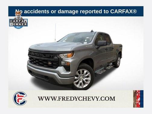 Sterling Gray Metallic 2025 Chevrolet Silverado 1500 Custom