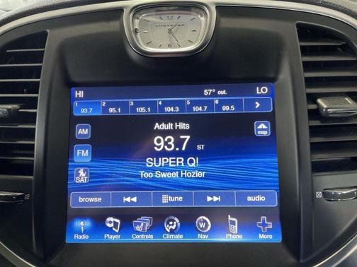 2014 Chrysler 300C Base