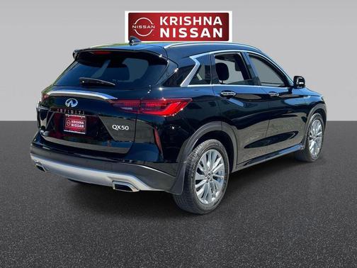 Black Obsidian 2025 INFINITI QX50 Luxe