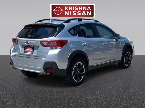Ice Silver Metallic 2021 Subaru Crosstrek Premium