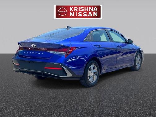 Intense Blue 2025 Hyundai ELANTRA SE
