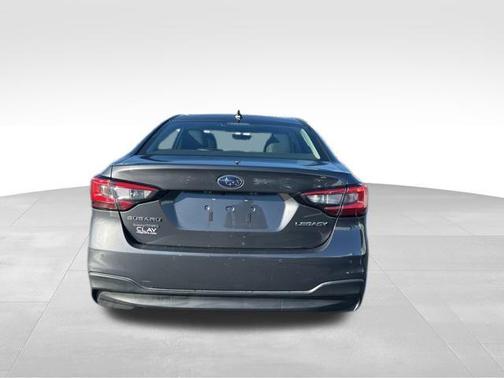 2023 Subaru Legacy 